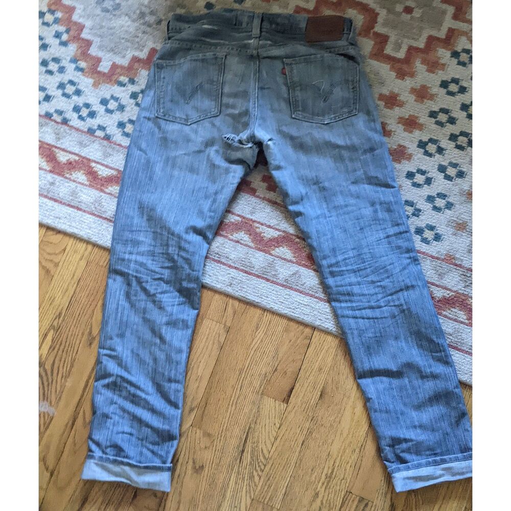 Levi's 511 skinny 34x32 men's medium NOTE distressed seat / gusset
